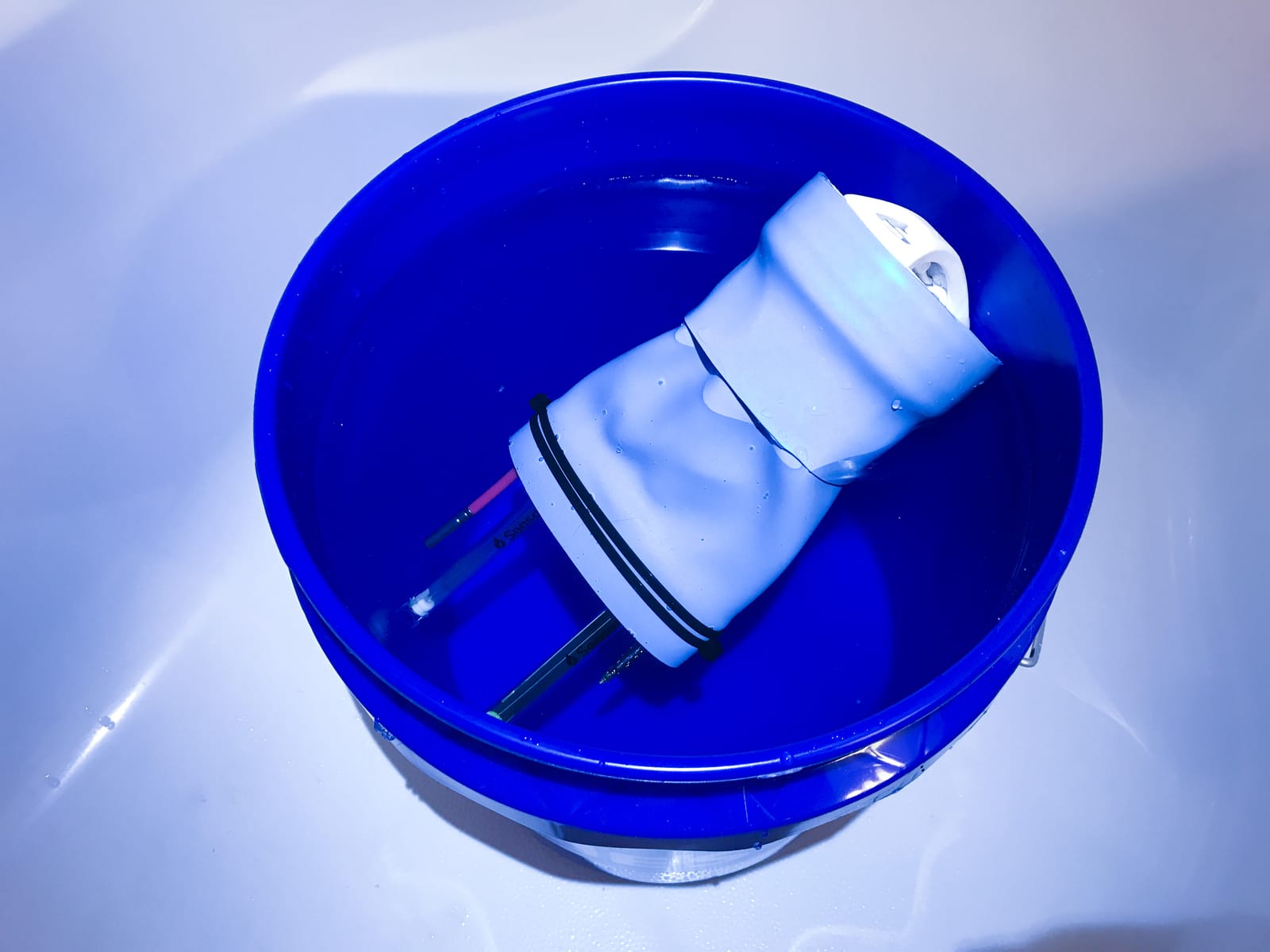 openwater v2 deflated buoyancy test